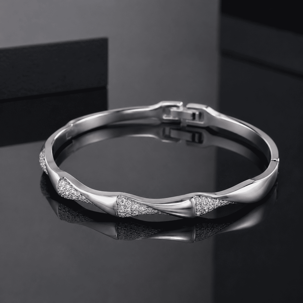 Twist Bangle Silver