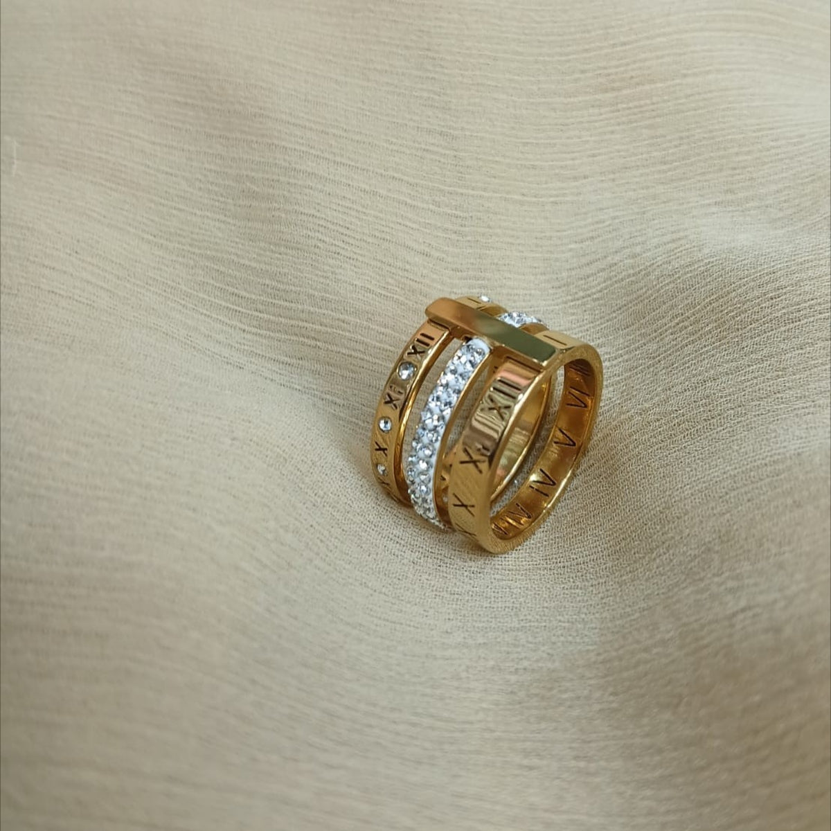 Roman Crystal Luxe Ring ✨